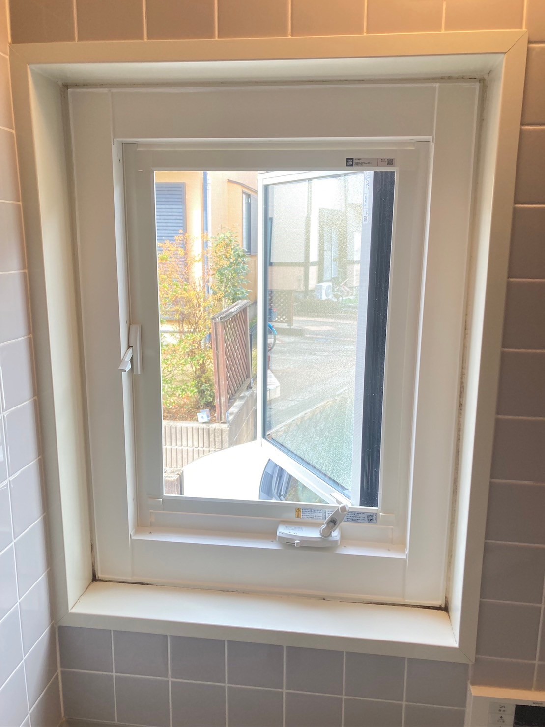 壊れた浴室の窓…最新の窓に交換して癒しの空間へ～千葉県八千代市 M様～
