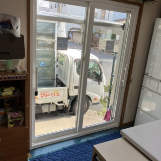 エアコンを切っても涼しさが続くキッチンへ。YKK AP「マドリモ」で叶える夏の暑さ対策～千葉県市川市 O様～